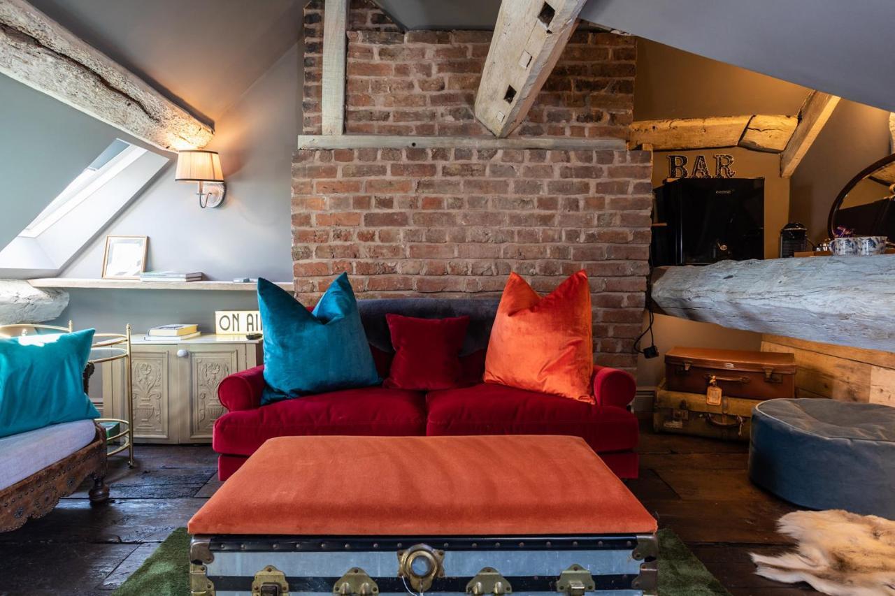 The Cocktail Lounge At Cheshire Boutique Bathhouse Apartamento Nantwich Exterior foto